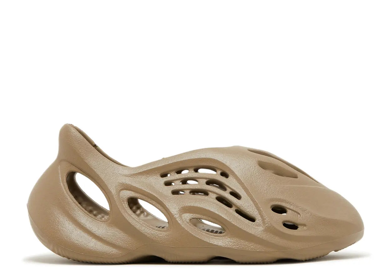 Yeezy Foam RNR "Stone Taupe"