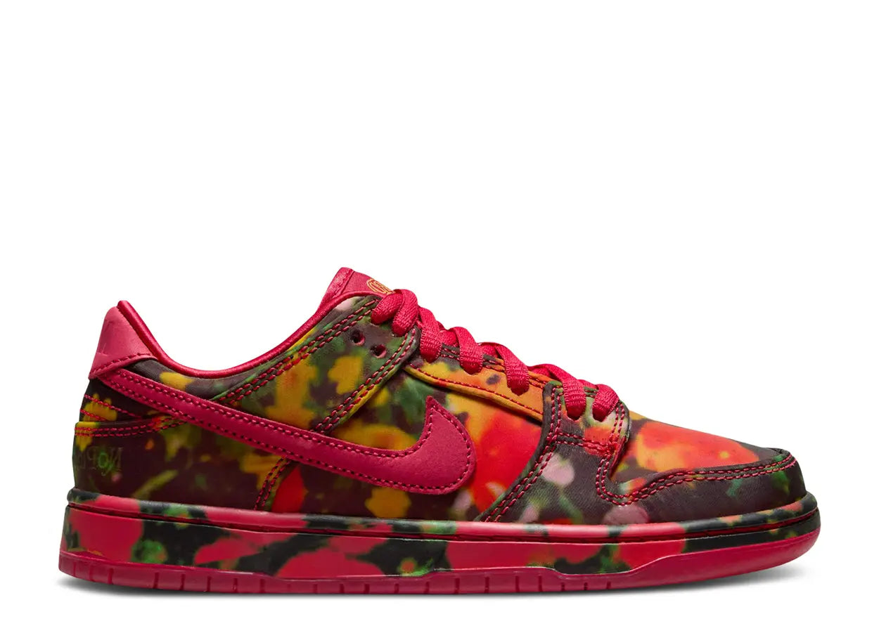 Nike Dunk SB Low "Wizard Of Oz Poppy Feild"