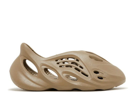 Yeezy Foam RNR "Stone Taupe"